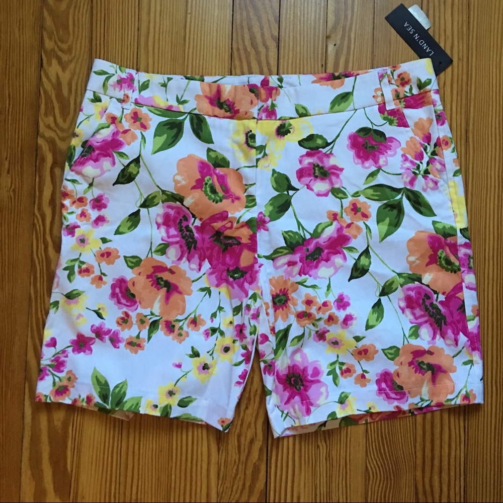 Tropical Floral 🌴 Resort Shorts!